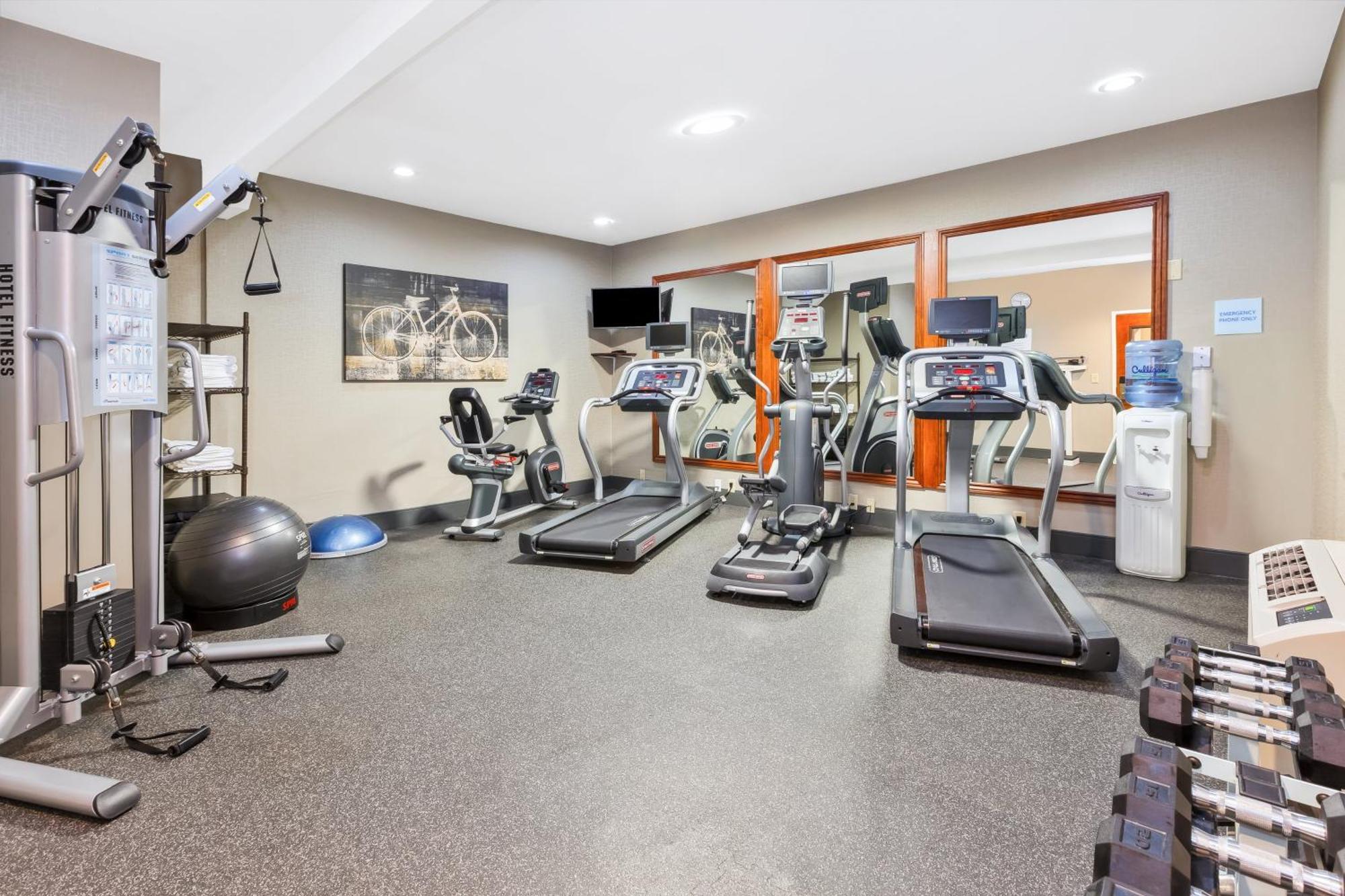 Holiday Inn Express & Suites Carmel North - Westfield By Ihg Exteriör bild
