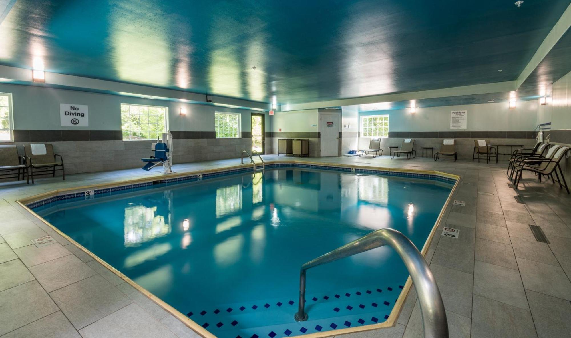 Holiday Inn Express & Suites Carmel North - Westfield By Ihg Exteriör bild